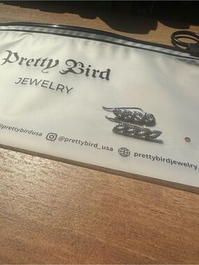 NEW Pretty Bird Jewelry White Gold Ear Threaders Earrings